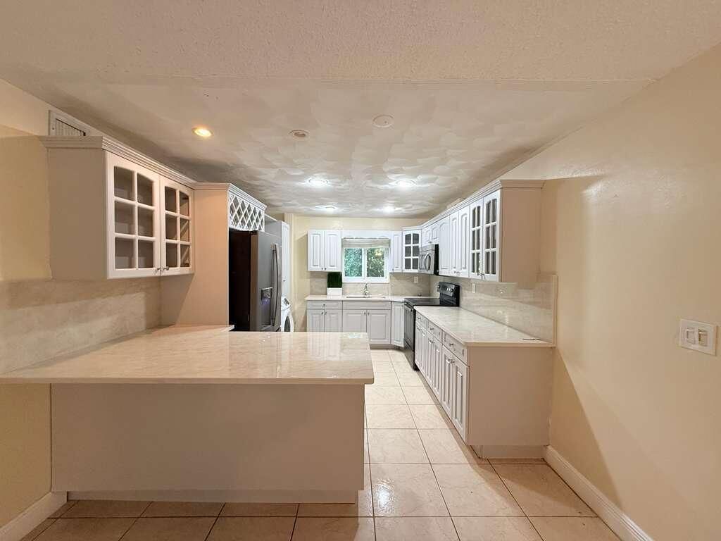 2210 Taylor Street, Unit 207, Hollywood, FL 33020 Photo