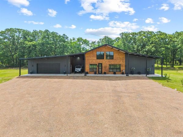 1648 Vz County Road 3211, Wills Point, TX 75169