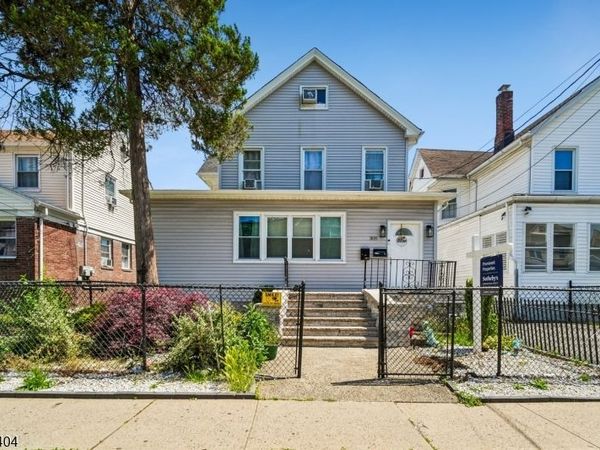 303 Harrison St, Passaic, NJ 07055