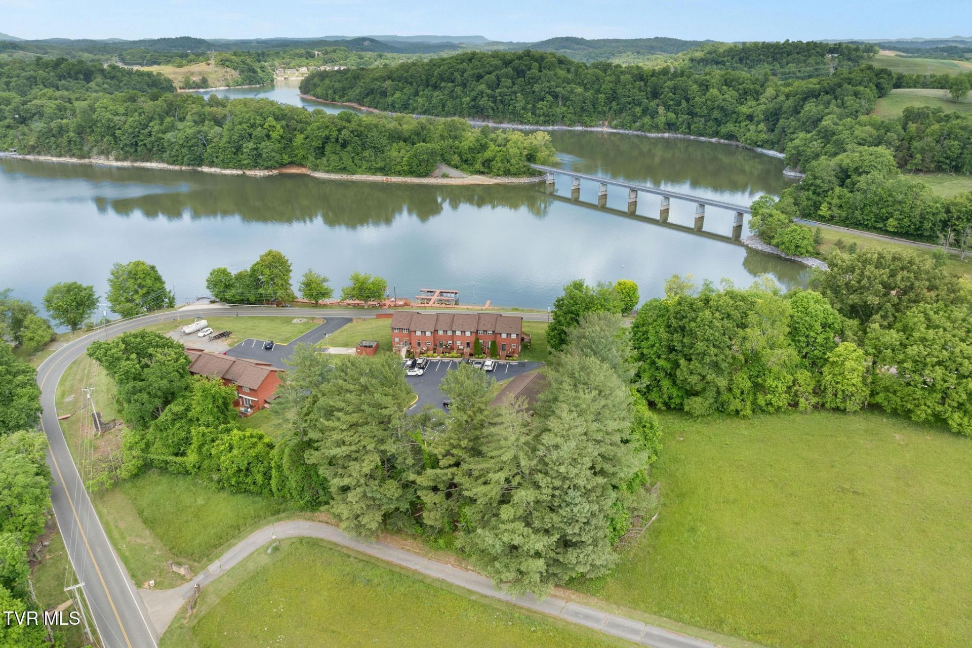 461 J A Hodge Rd Road, Unit 4, Piney Flats, TN 37686 Main Photo