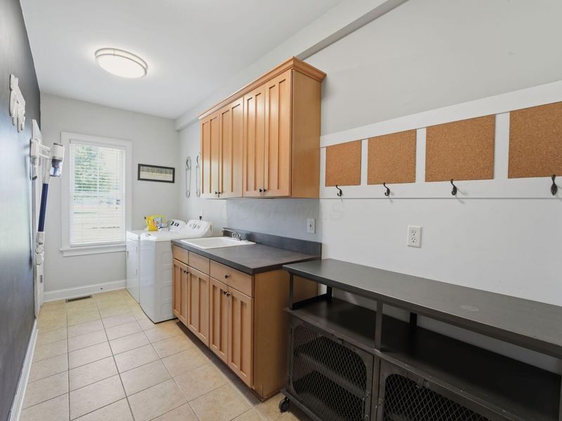 58 Belz Warner Boulevard, Reynoldsburg, OH 43068 Photo 21