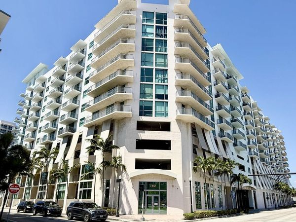 140 S Dixie Highway, Unit 813, Hollywood, FL 33020
