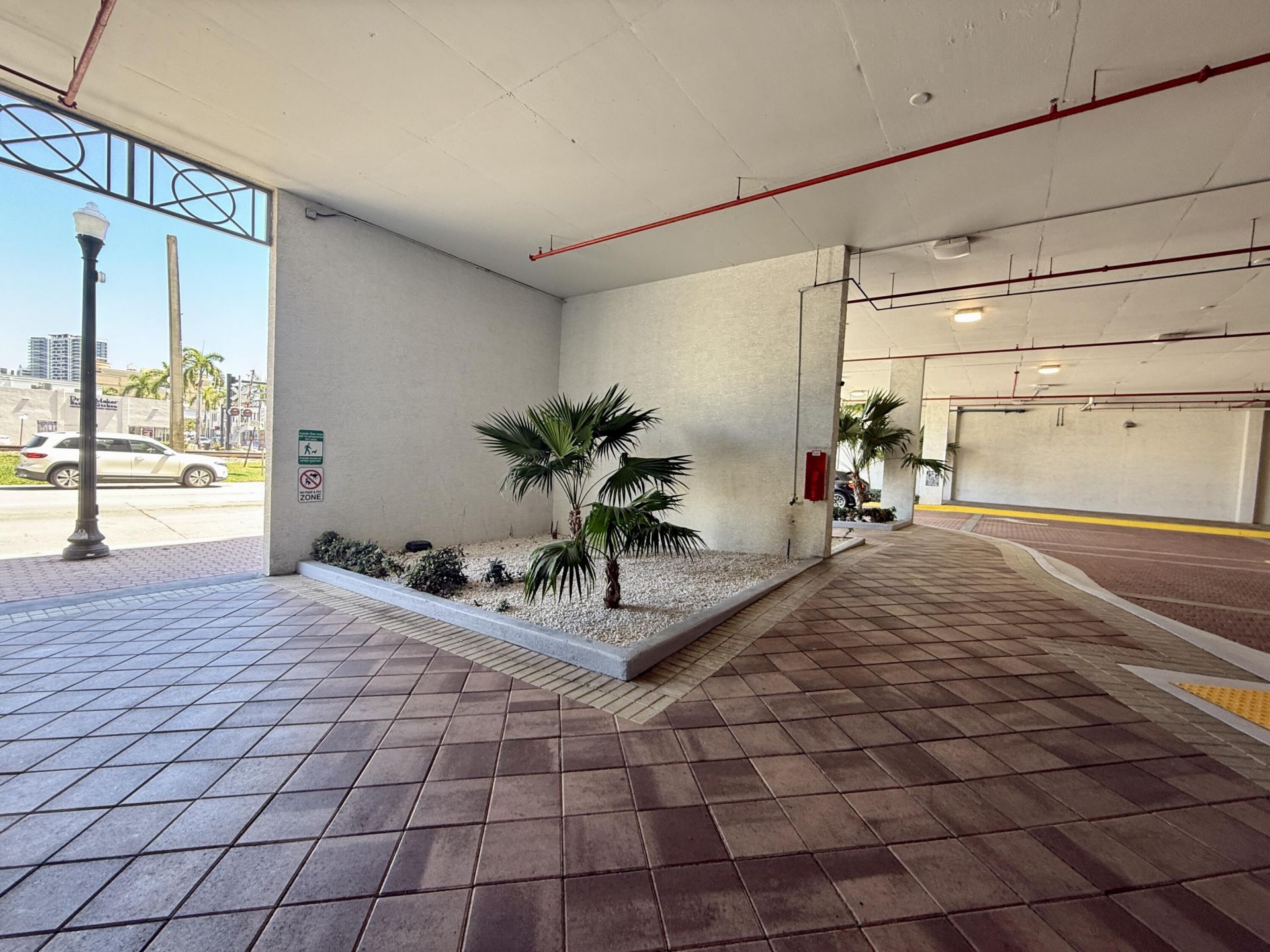 140 S Dixie Highway, Unit 813, Hollywood, FL 33020 Photo