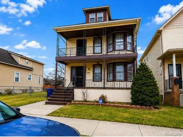 2400 Danforth Street , Hamtramck, MI 48212
