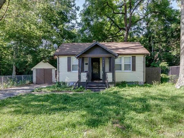 7014 Raymond Avenue, University City, MO 63130
