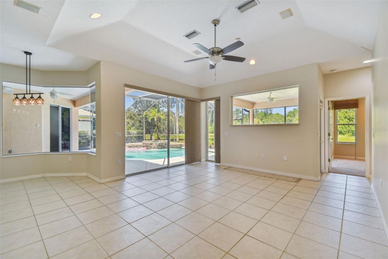 6815 Honeysuckle Trail , Lakewood Ranch, FL 34202 Photo