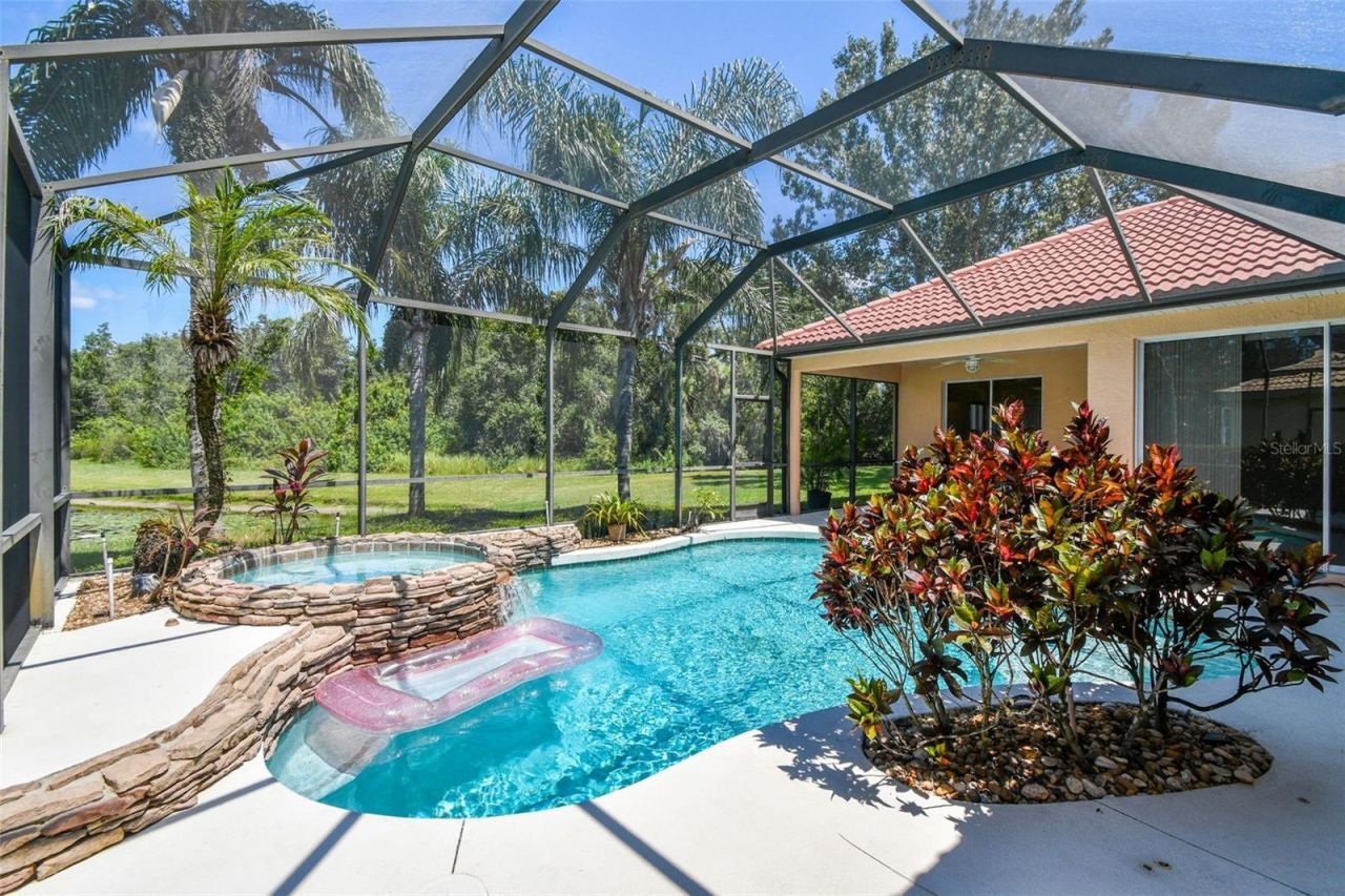 6815 Honeysuckle Trail , Lakewood Ranch, FL 34202 Photo