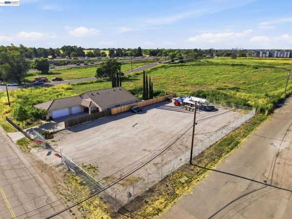 473 Downing Ave, Stockton, CA 95206