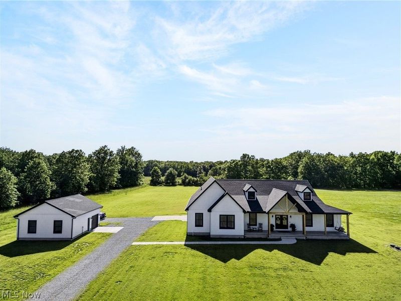 18844 Mennell Road, Grafton, OH 44044 Photo 2