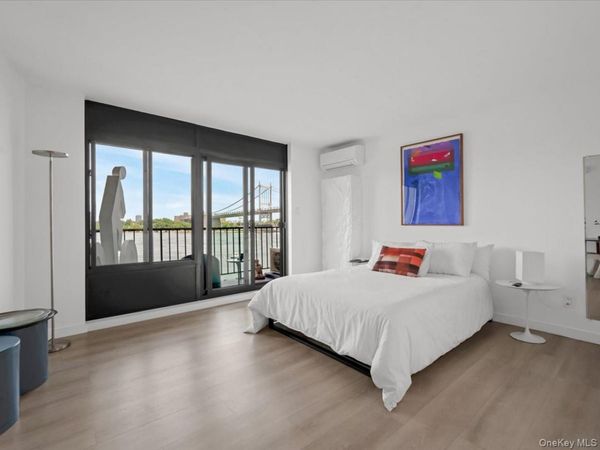 25-40 shore blvd , Astoria, NY 11020