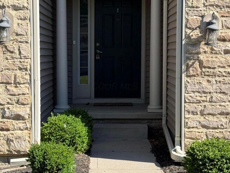2280 Village At Bexley Drive, Columbus, OH 43209 Photo 5
