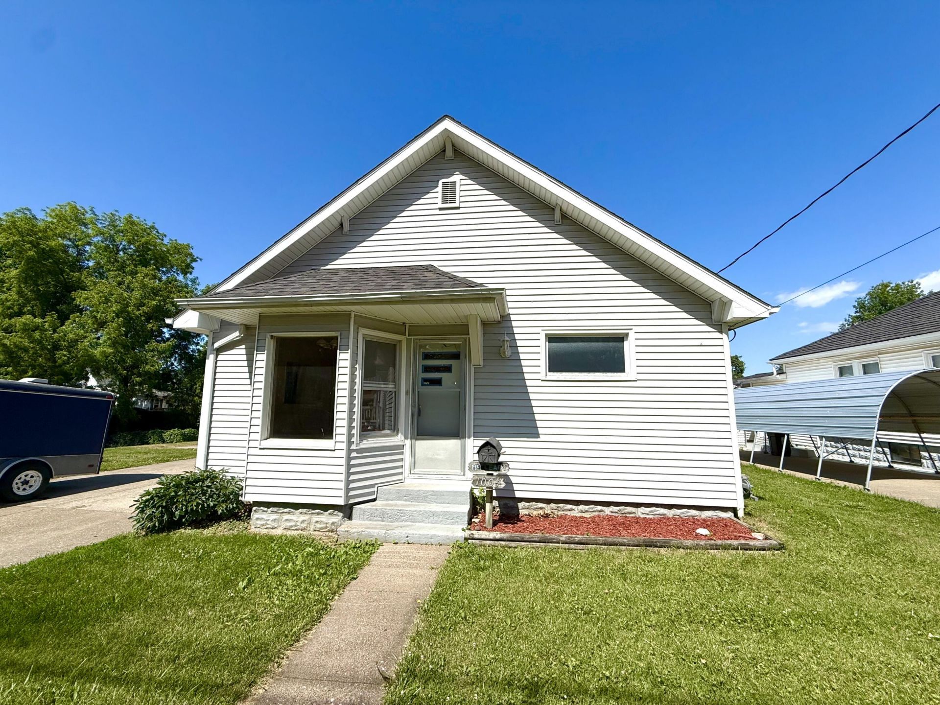1004 Lincoln, Muscatine, IA 52761 Main Photo