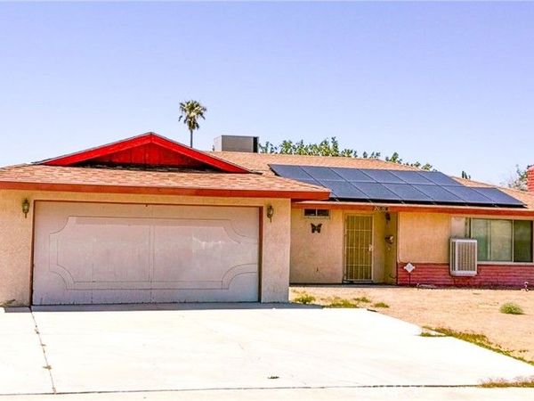 2016 Barcelona Circle, Barstow, CA 92311