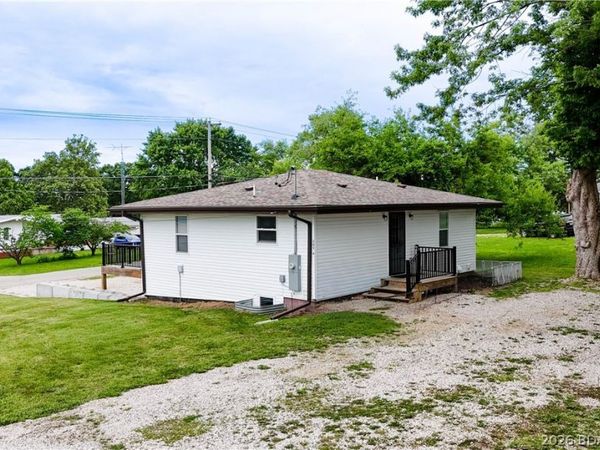 205 E 15th Street , Eldon, MO 65026