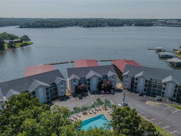 194 Sac Road , Unit D101, Sunrise Beach, MO 65079