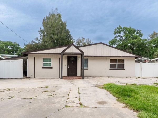 8819 W BROAD STREET , TAMPA, FL 33615