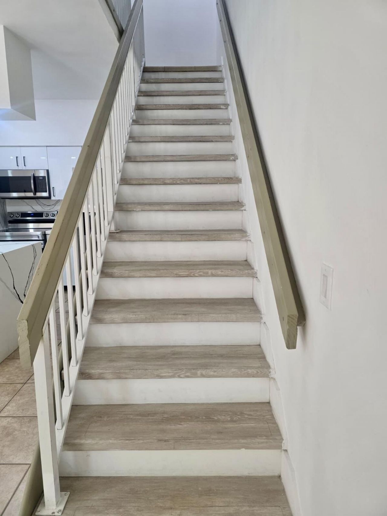 18338 NW 68th Avenue, Unit B, Hialeah, FL 33015 Photo