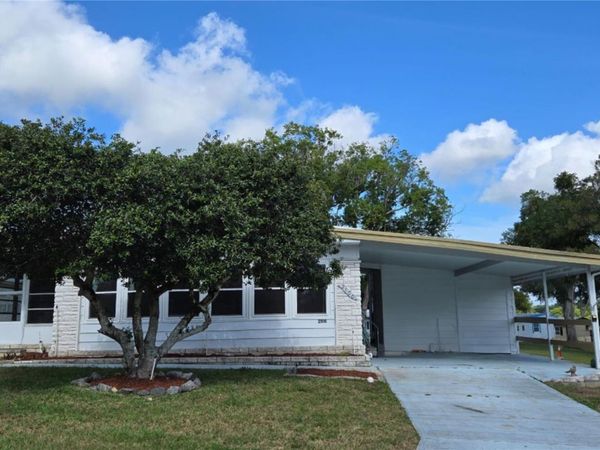 2100 WAX MYRTLE DRIVE , Unit 1764, ZELLWOOD, FL 32798