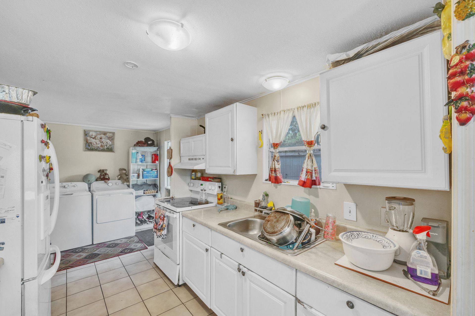 32 Lisa Lane, Greenacres, FL 33463 Photo