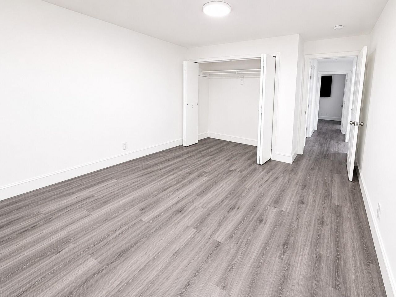 510 Lake Shore Drive, Unit 3, West Palm Beach, FL 33403 Photo