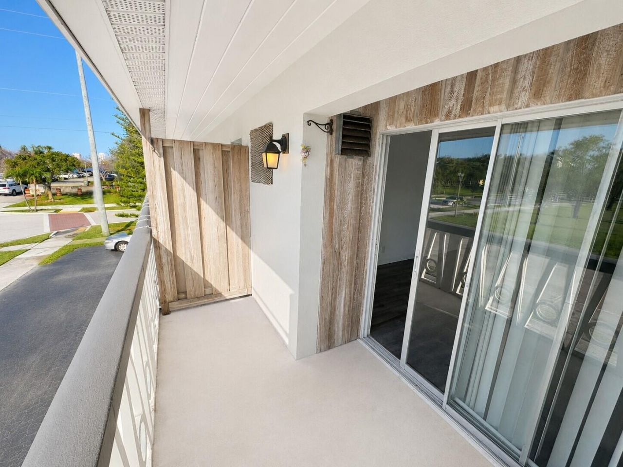 510 Lake Shore Drive, Unit 20, Lake Park, FL 33403 Photo