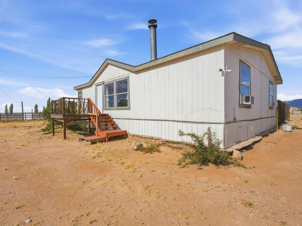 8 Lavanda Lane, Los Lunas, NM 87031