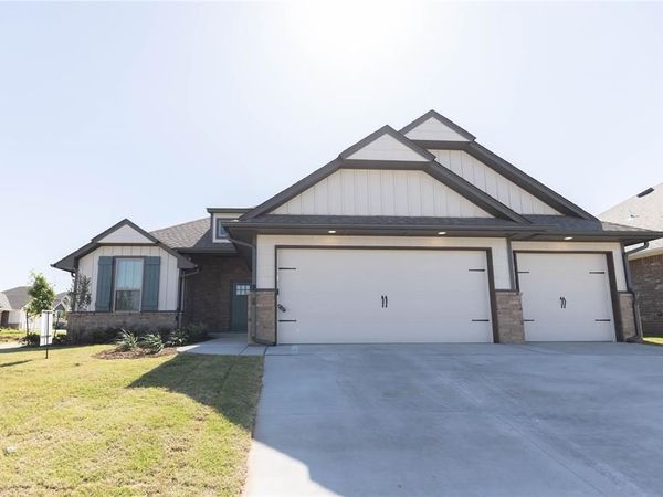 8732 Poppey Place, Yukon, OK 73099