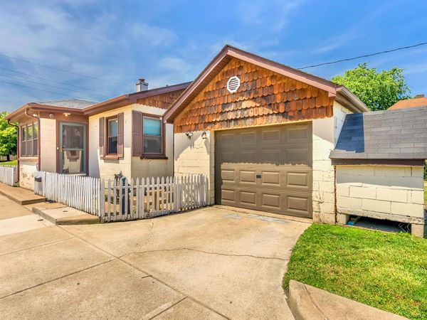 402 Liberty Street , East Chicago, IN 46312