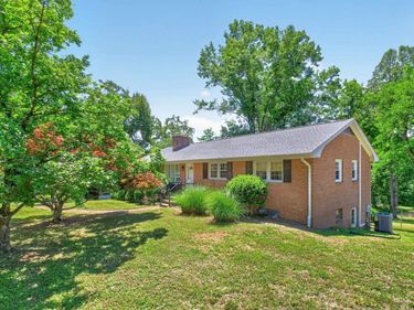 754 TILMAN RD , Charlottesville, VA 22901