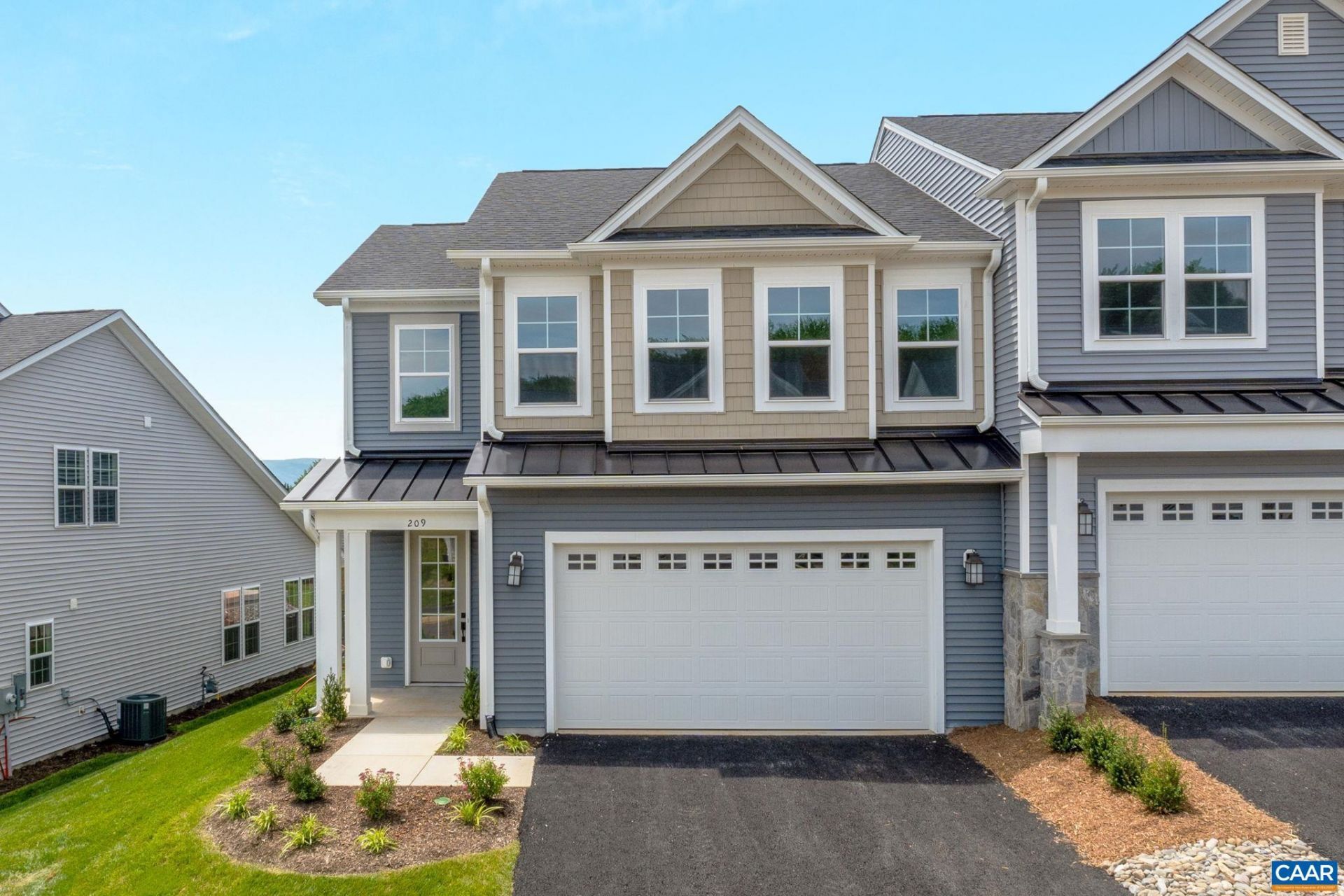 136 Springdale Rd, Waynesboro, VA 22980 Main Photo