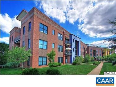 202 DOUGLAS AVE , Unit 1F, Charlottesville, VA 22902