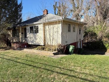 323 Pearson Drive , Asheville, NC 28801