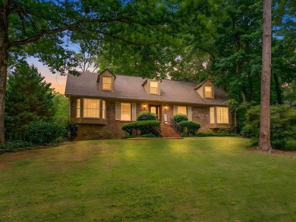 3428 OAKDALE DRIVE, MOUNTAIN BROOK, AL 35223
