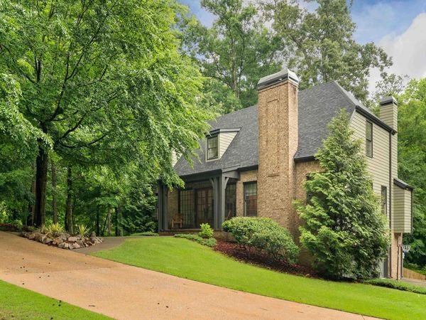 2225 STERLINGWOOD DRIVE, MOUNTAIN BROOK, AL 35243