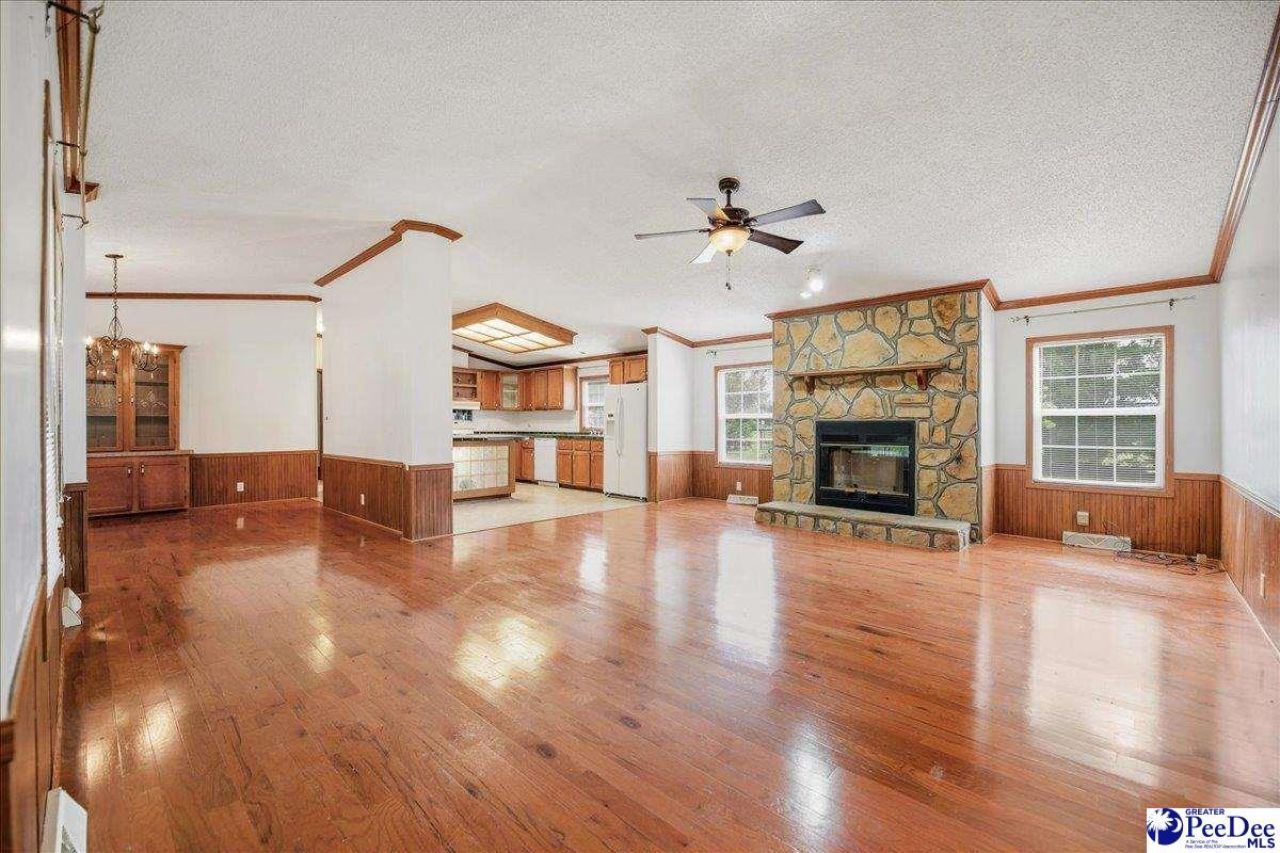 4911 Oates Hwy Photo 12