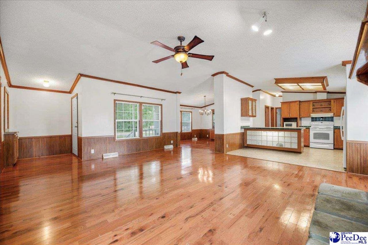 4911 Oates Hwy Photo 13