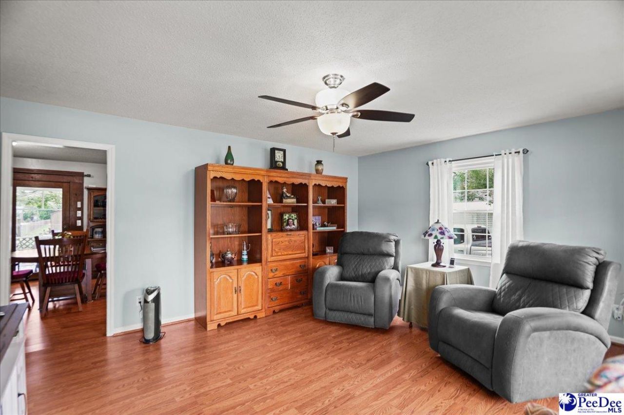 107 Conder Circle Photo 5