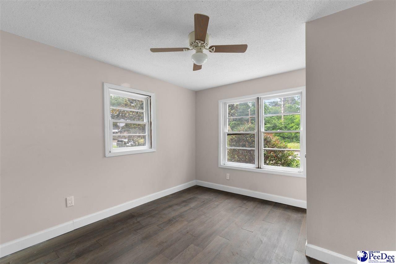 417 Madison Ave Photo 16