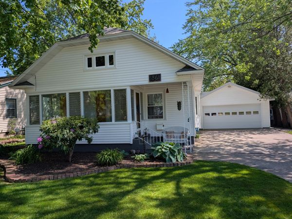 1861 Glen Avenue, Muskegon, MI 49441