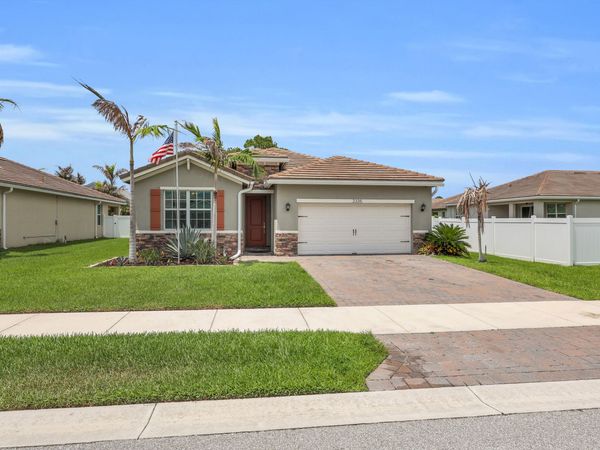 2335 SW Strawberry Terrace, Palm City, FL 34990