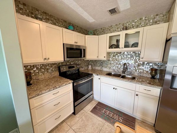 2929 SE Ocean Boulevard, Unit 139-7, Stuart, FL 34996