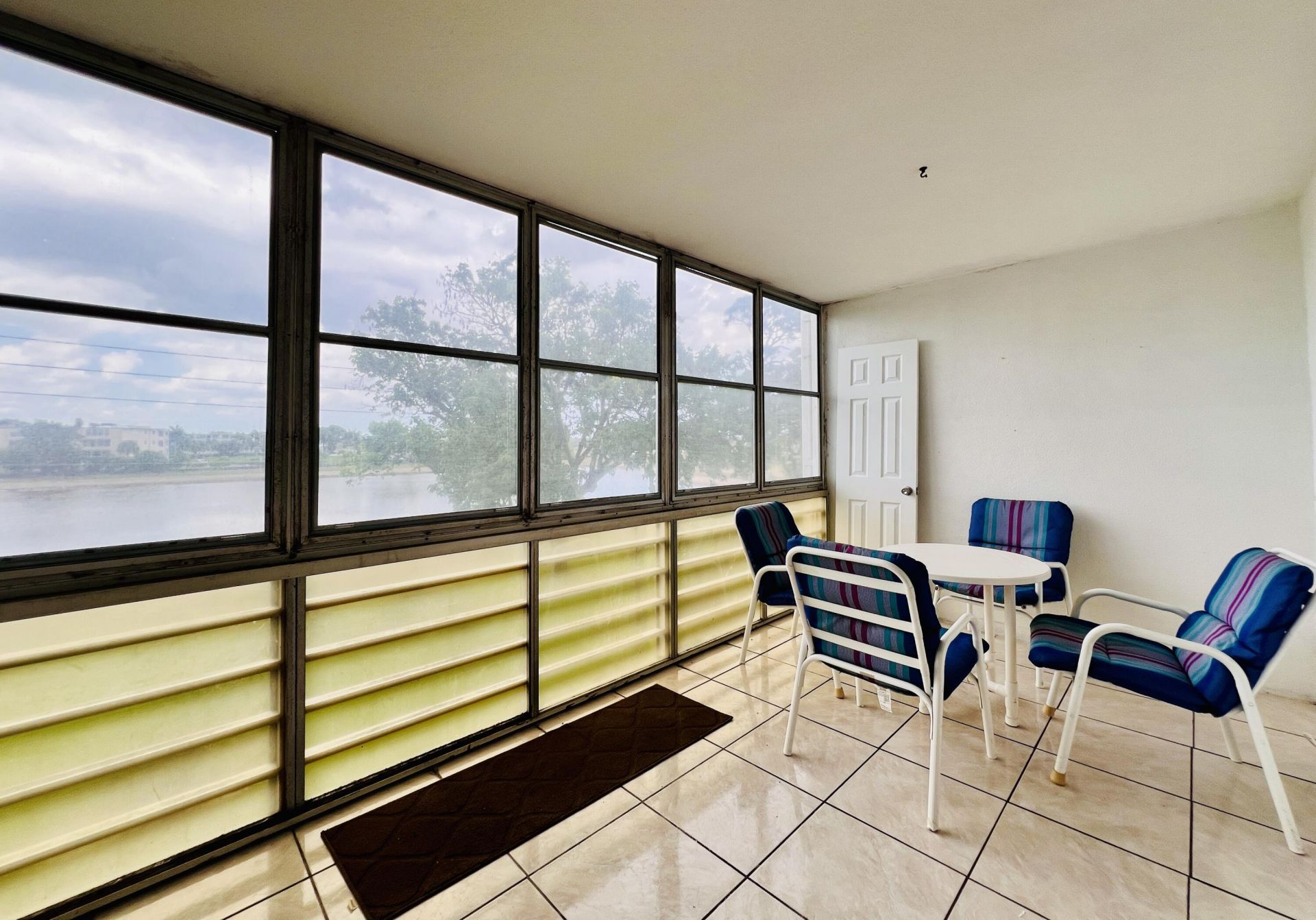 330 Southampton B, West Palm Beach, FL 33417 Photo