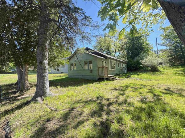 508 Oak Street, Kingsford, MI 49802