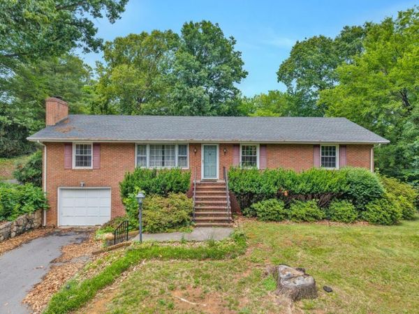 4511 Westdale RD NW, Roanoke, VA 24017