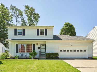 636 Franklin Avenue, Cuyahoga Falls, OH 44221