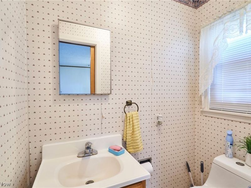 636 Franklin Avenue, Cuyahoga Falls, OH 44221 Photo 13