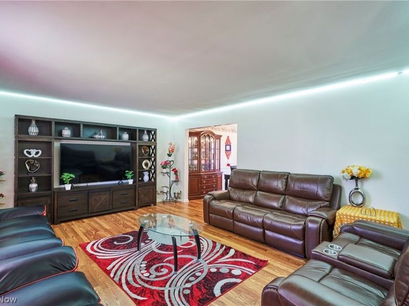 636 Franklin Avenue, Cuyahoga Falls, OH 44221 Photo 4