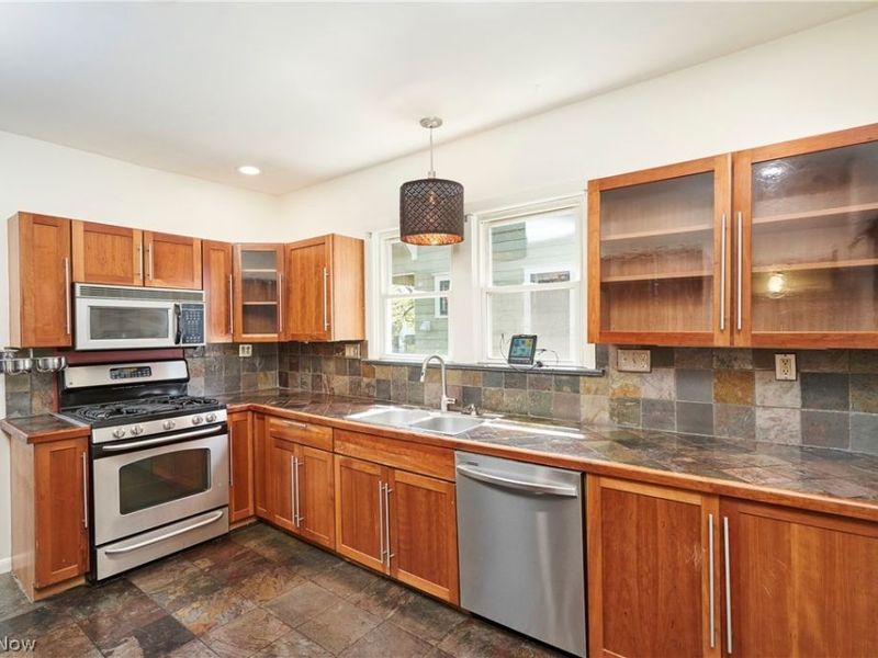 163 Edgerton Road , Akron, OH 44303 Photo 9