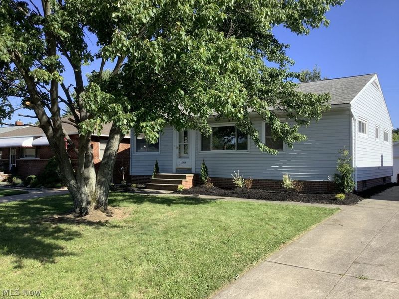 2308 Lincoln Avenue , Parma, OH 44134 Photo 2