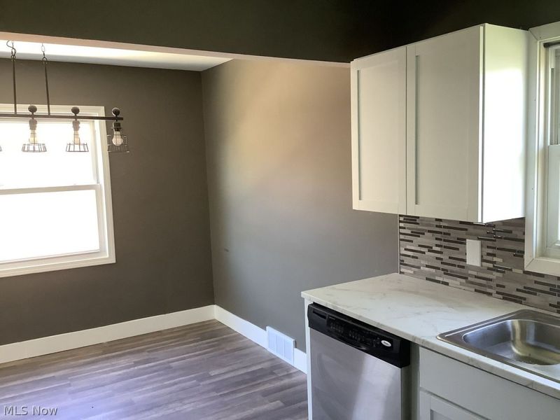 2308 Lincoln Avenue , Parma, OH 44134 Photo 7